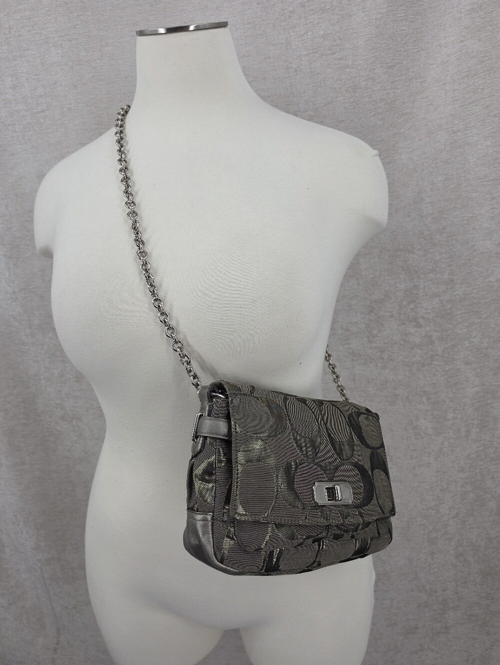 Coach Signature Canvas Jacquard Shoulder Bag in Metallic Pewter Chain Straps - Picture 7 of 16